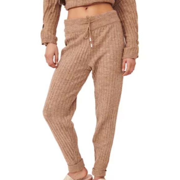 Free People Around The Clock Joggers in Army NWT Size Small - Picture 6 of 15